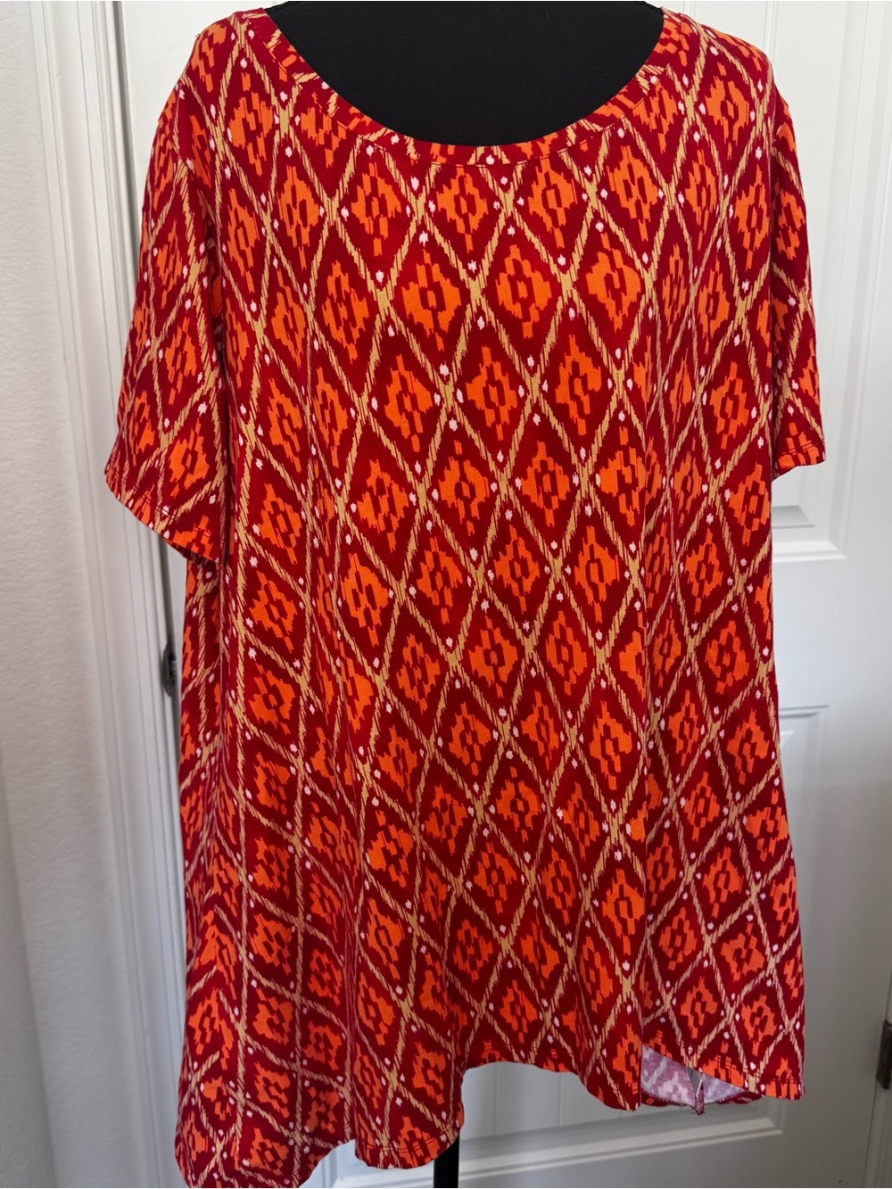D&Co Ikat red/orange tunic top
